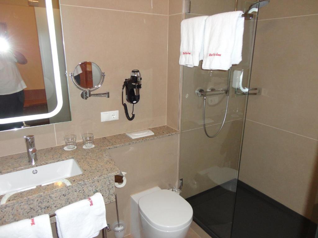 Hotel Cafe Lorenz Hohenems Habitación foto